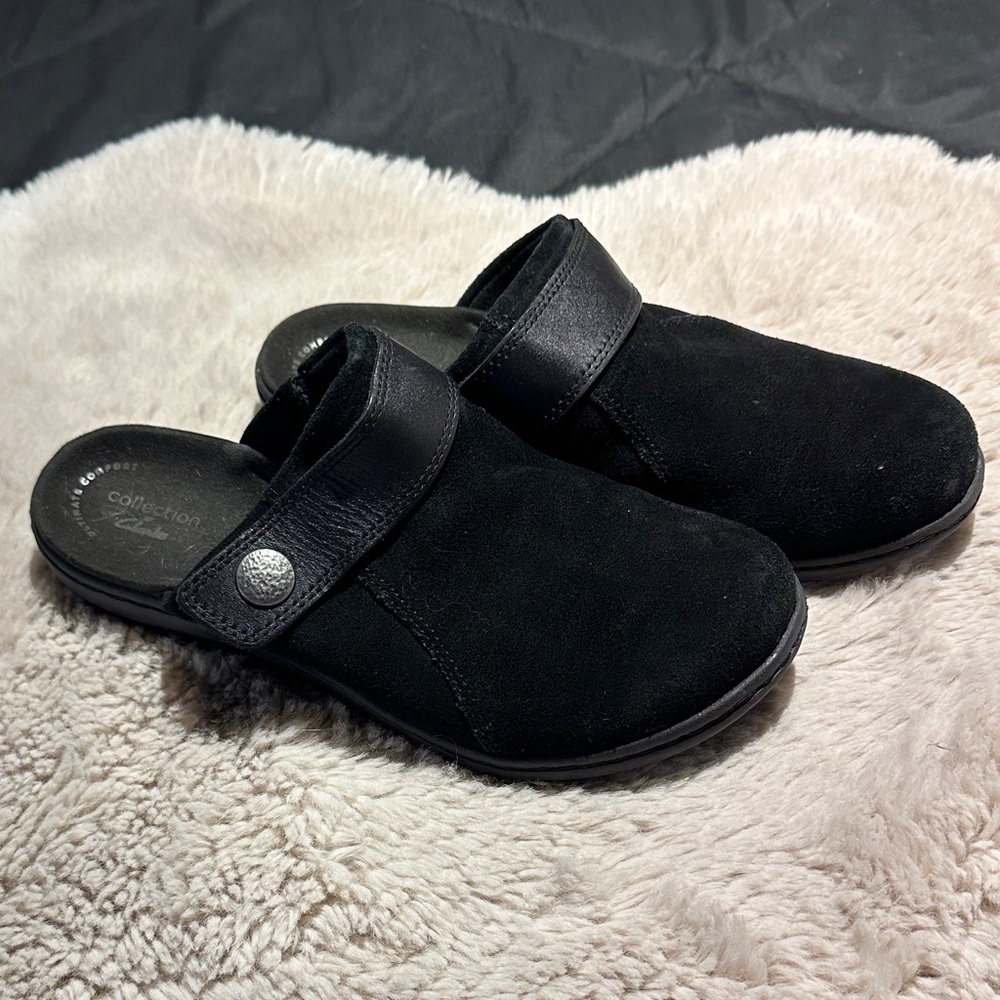 Comfortable Black Omen Women's Clarks Slip-On Shoes